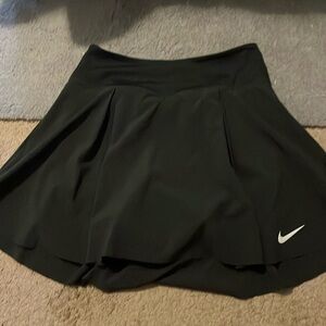 Nike tennis skirt size small